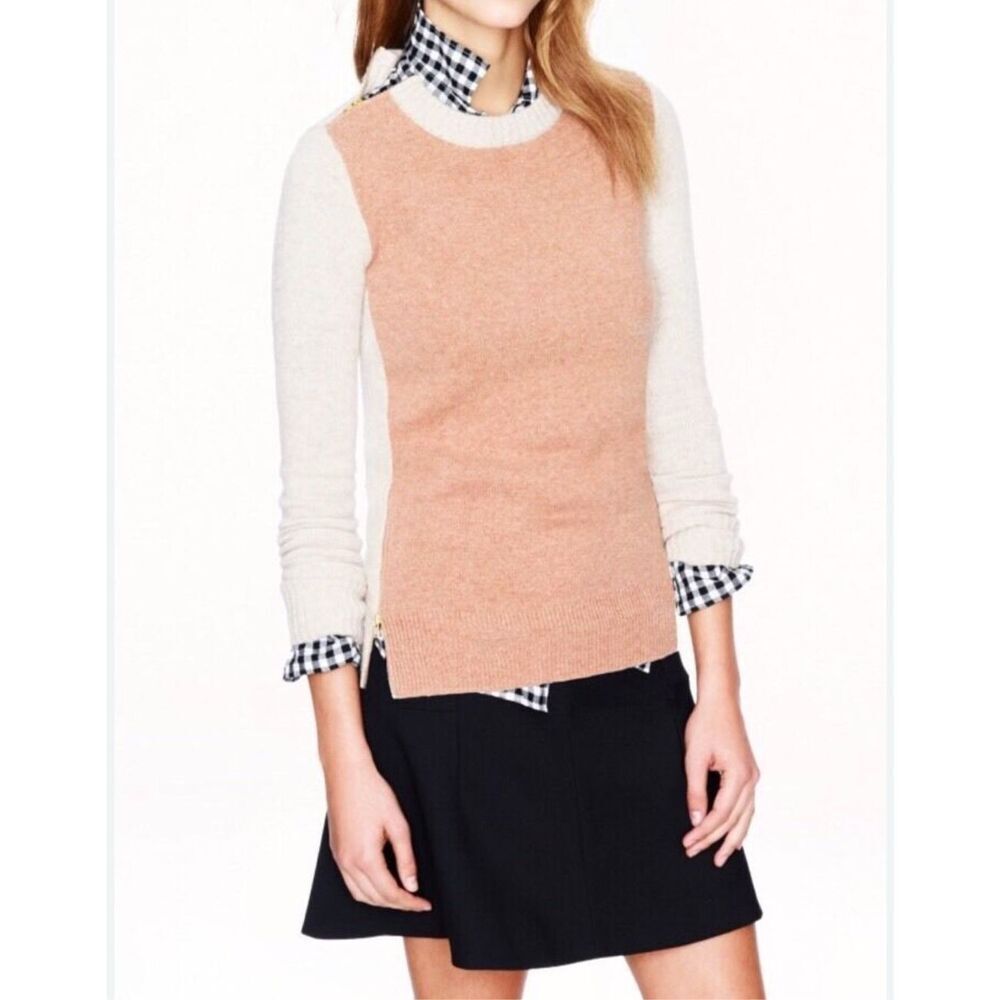 🔥5/$25 sale🔥J Crew Camel Cream Colorblocked Pullover Sweater Size Medium